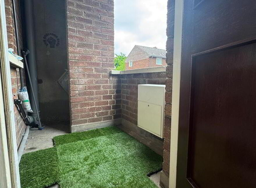 Flat 27, 47 Dundela Avenue, Belfast, BT4 3BT
