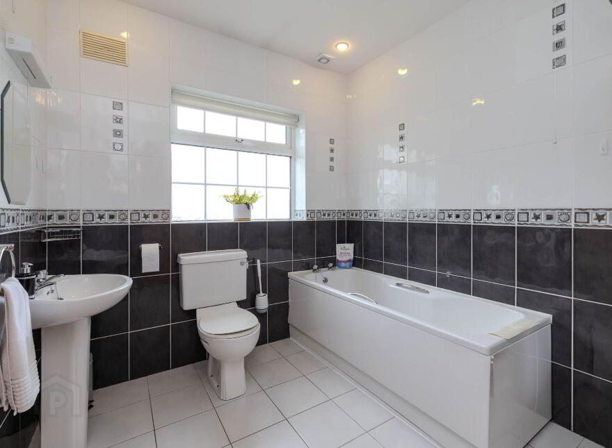 Corlislea, Ballinagh, Cavan Town, H12DX79