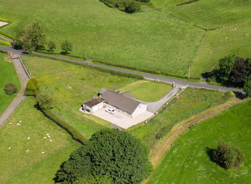 12 Derryclawan Road, Lisbellaw, BT94 5DB