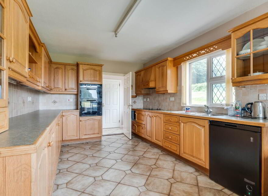 12 Derryclawan Road, Lisbellaw, BT94 5DB