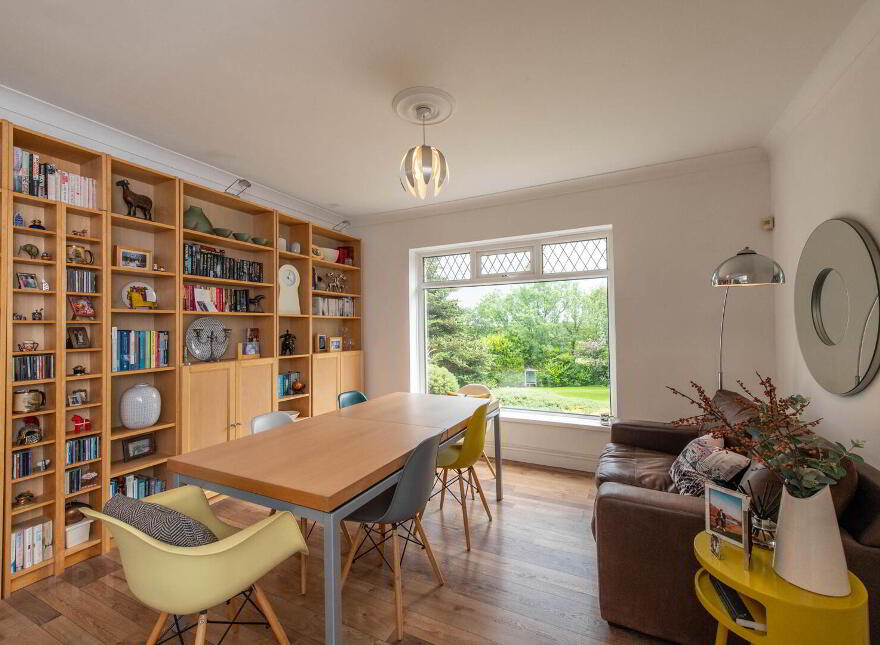 384 Ballyclare Road, Newtownabbey, BT36 4TQ