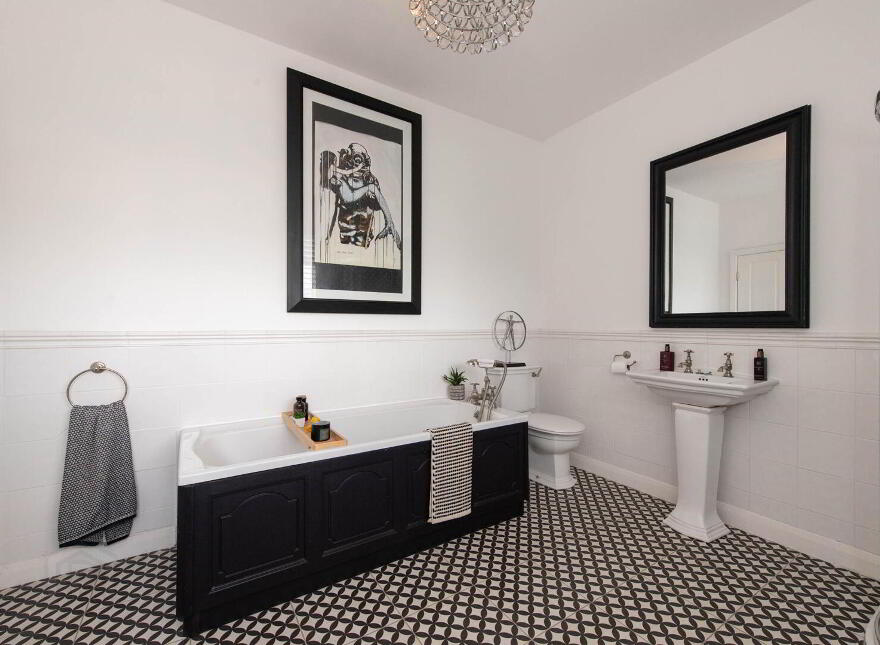 384 Ballyclare Road, Newtownabbey, BT36 4TQ