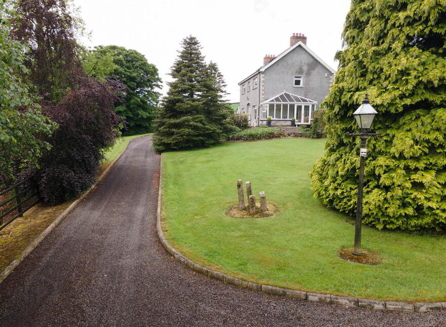 384 Ballyclare Road, Newtownabbey, BT36 4TQ