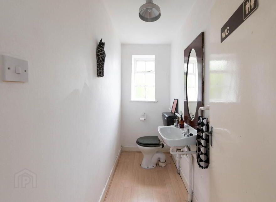 384 Ballyclare Road, Newtownabbey, BT36 4TQ