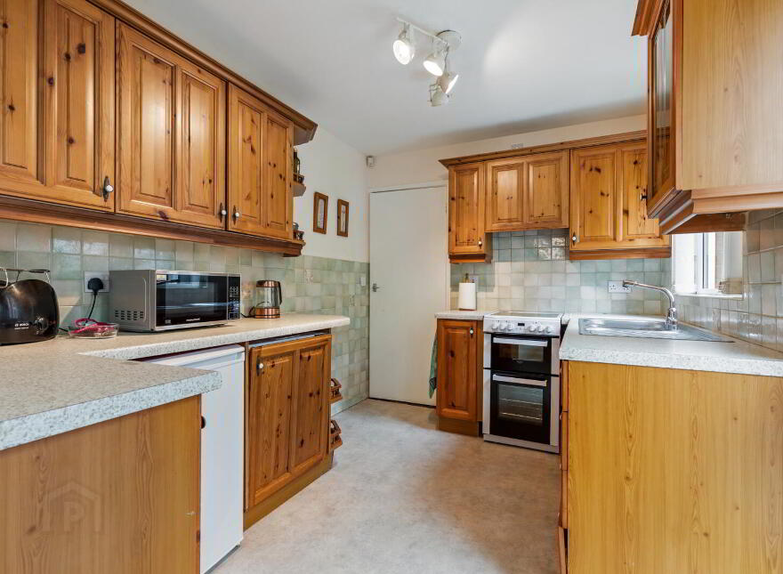10 Croft Park, Holywood, BT18 0PF