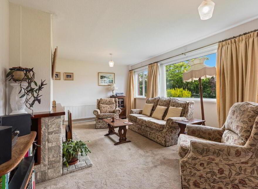 10 Croft Park, Holywood, BT18 0PF
