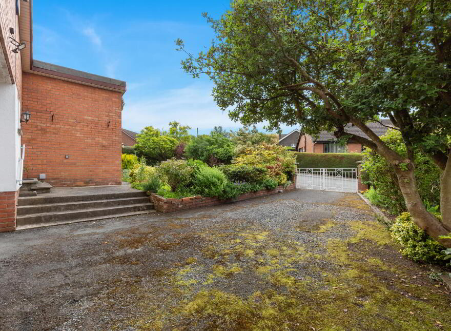 10 Croft Park, Holywood, BT18 0PF