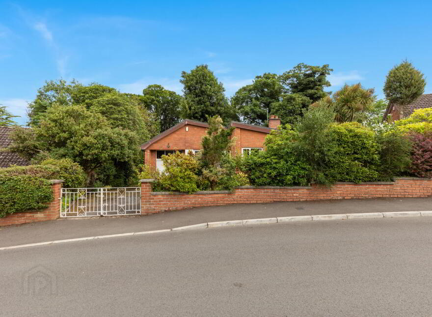 10 Croft Park, Holywood, BT18 0PF