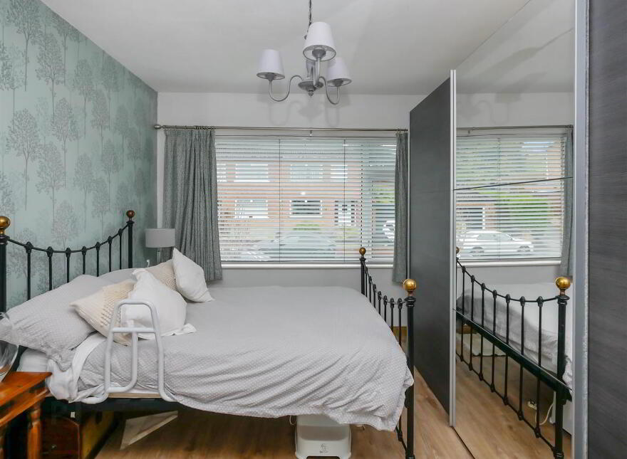 14 Burnside Avenue, Saintfield Road, Belfast, BT8 6HW