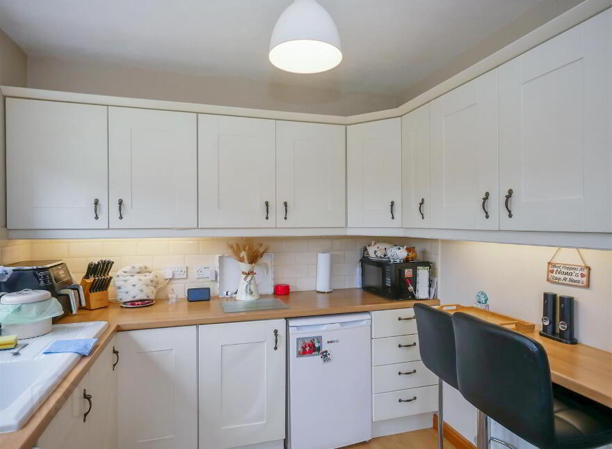 14 Burnside Avenue, Saintfield Road, Belfast, BT8 6HW