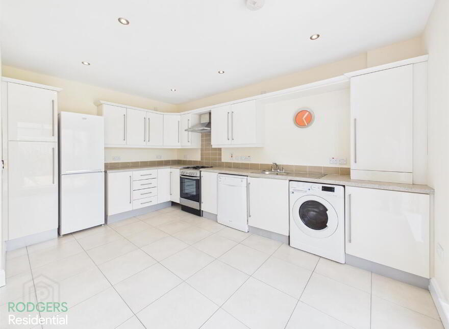 1 Victoria Close, Belfast, BT4 1PF