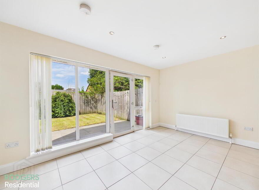 1 Victoria Close, Belfast, BT4 1PF