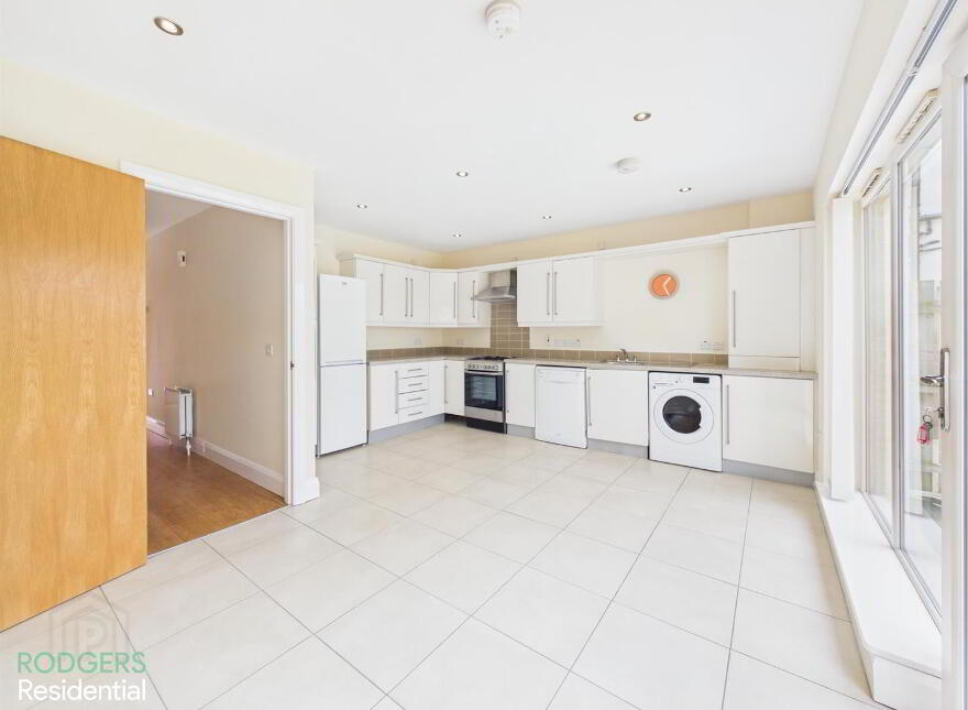 1 Victoria Close, Belfast, BT4 1PF