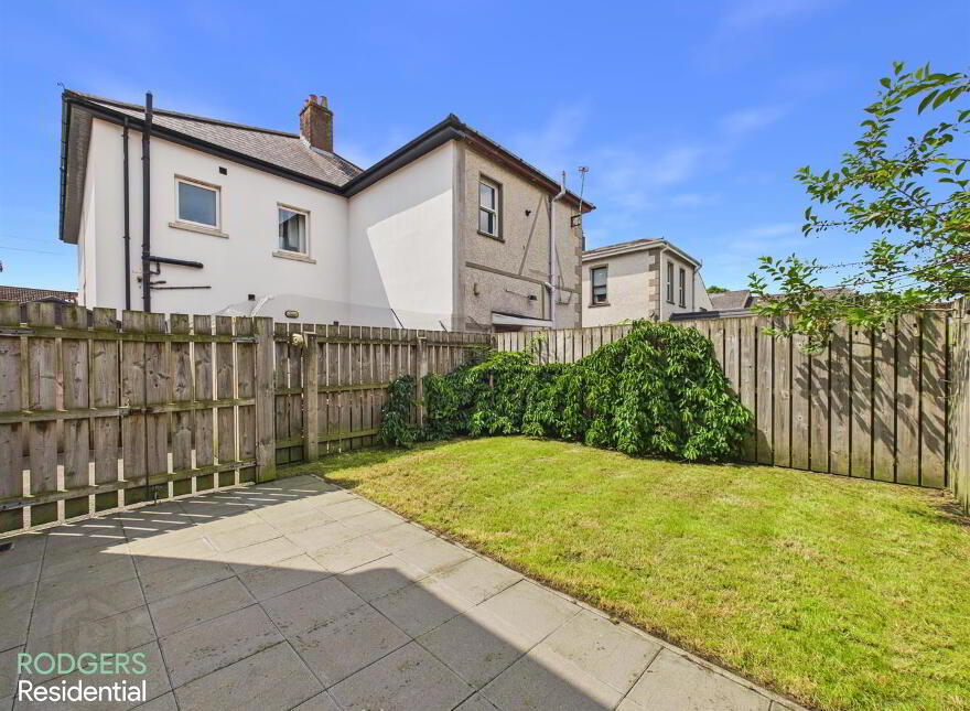 1 Victoria Close, Belfast, BT4 1PF