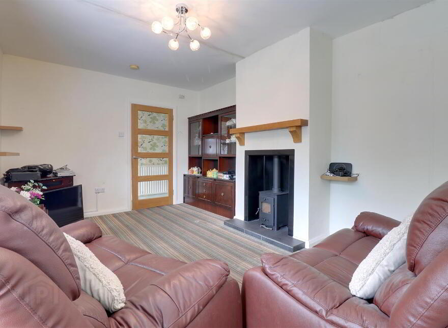 16 Hillmount Drive, Moneyrea, Newtownards, BT23 6BE