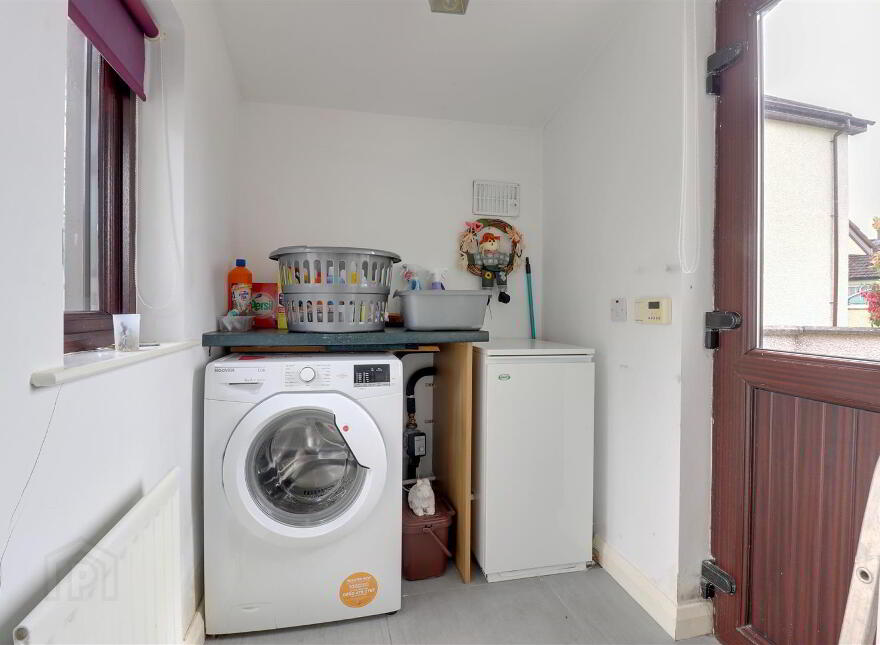 16 Hillmount Drive, Moneyrea, Newtownards, BT23 6BE