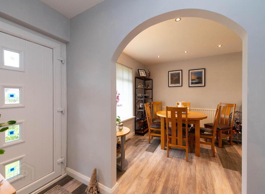 6 Lynda Gardens, Jordanstown, Newtownabbey, BT37 0NP
