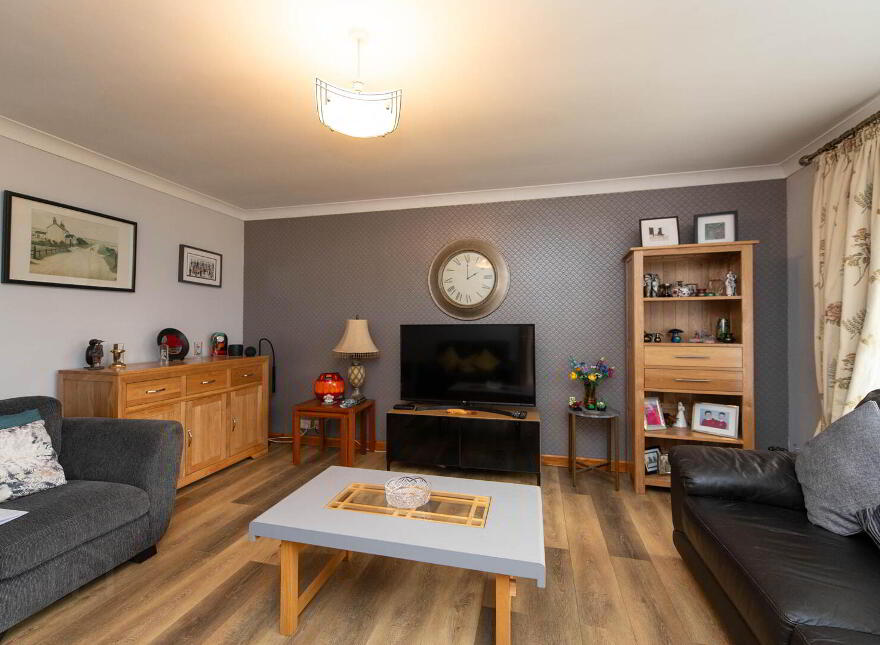 6 Lynda Gardens, Jordanstown, Newtownabbey, BT37 0NP