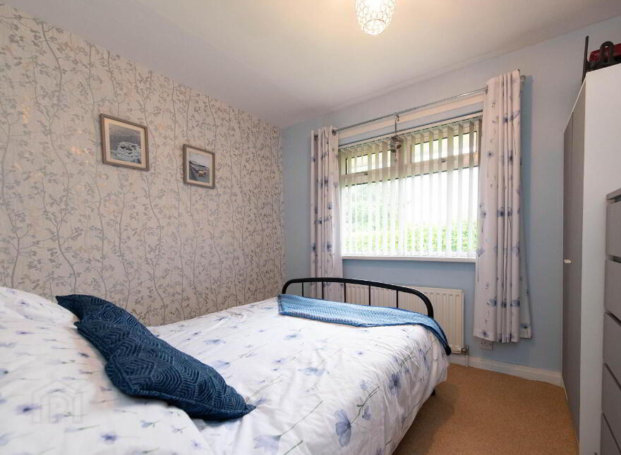6 Lynda Gardens, Jordanstown, Newtownabbey, BT37 0NP
