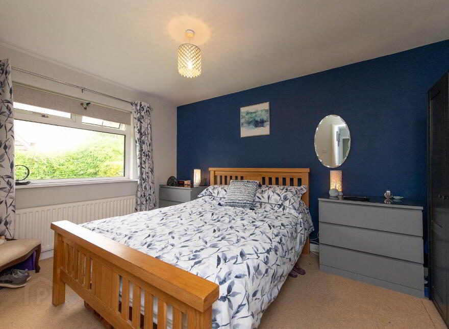 6 Lynda Gardens, Jordanstown, Newtownabbey, BT37 0NP