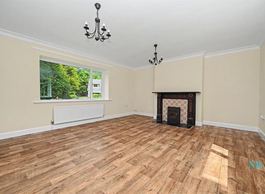 20 Brooklands Road, Newtownards, BT23 4TL