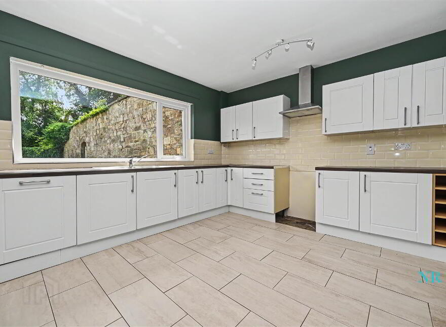 20 Brooklands Road, Newtownards, BT23 4TL