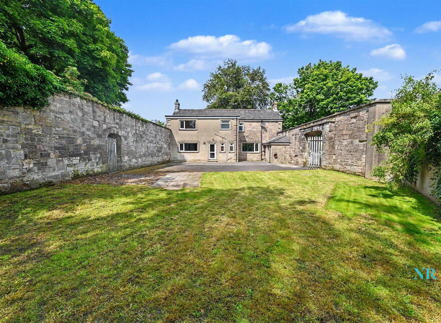 20 Brooklands Road, Newtownards, BT23 4TL