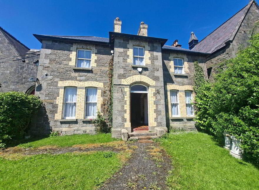 The Manse House, Farnham St, Cavan, H12V072
