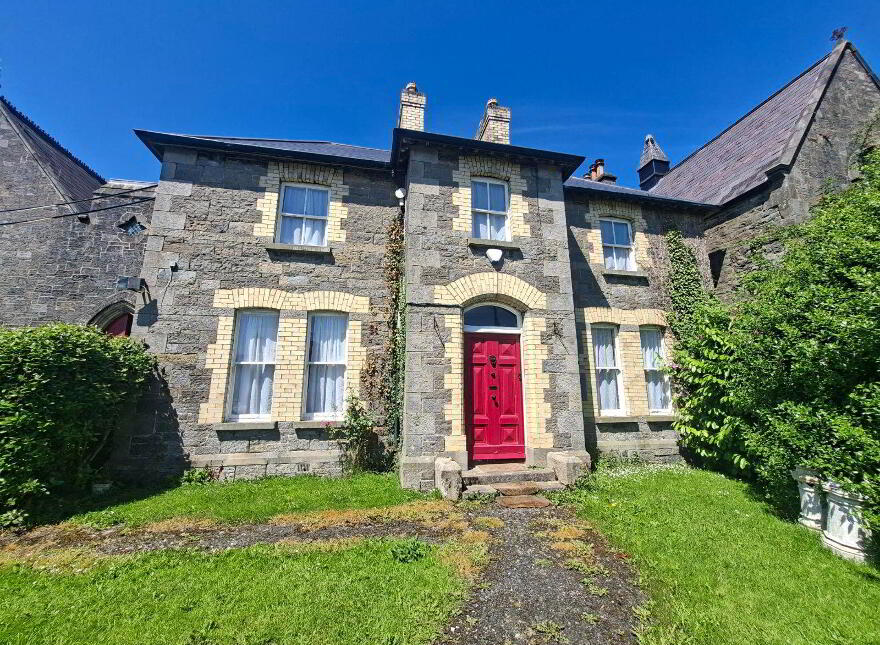 The Manse House, Farnham St, Cavan, H12V072