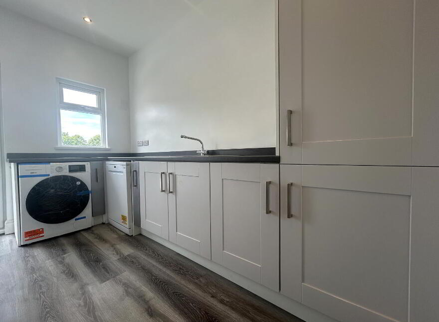27 Station Road, Randalstown, BT41 2AE
