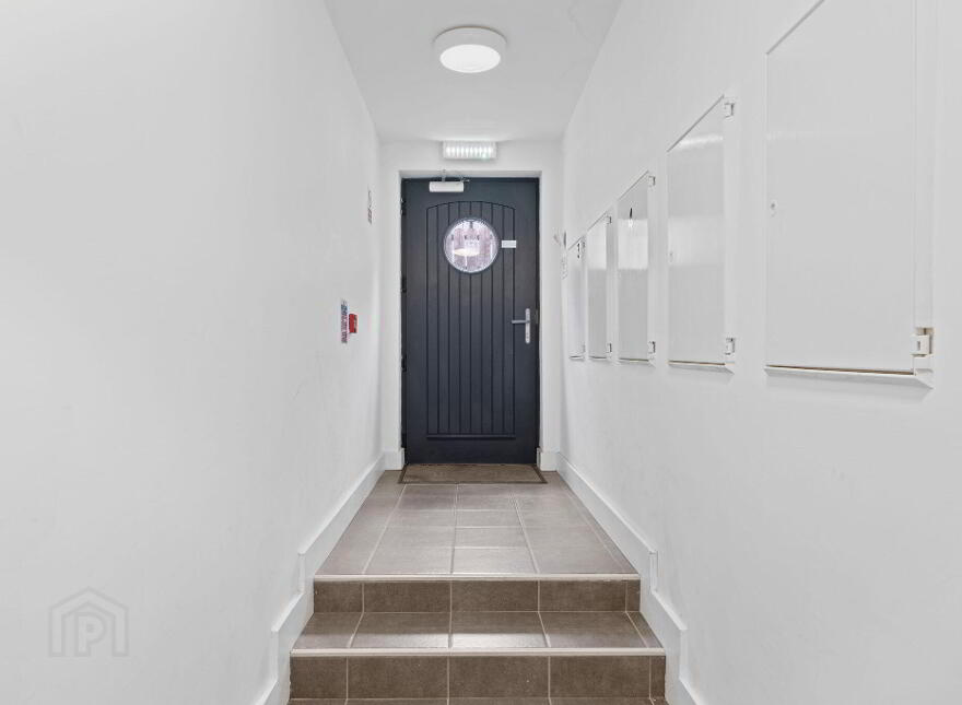 Apt 1, 96 Causeway Street, Portrush, BT56 8AE