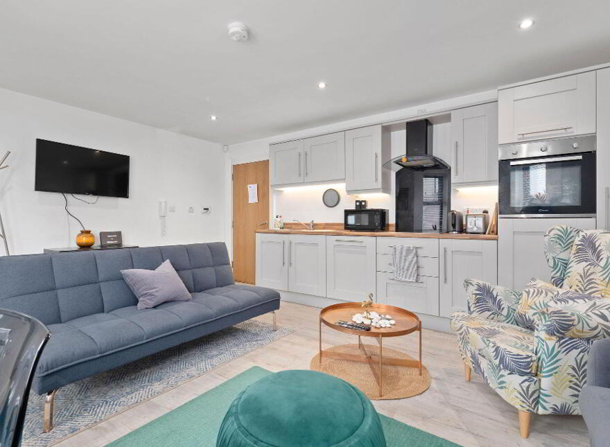 Apt 1, 96 Causeway Street, Portrush, BT56 8AE