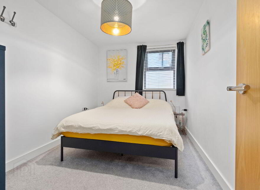 Apt 1, 96 Causeway Street, Portrush, BT56 8AE