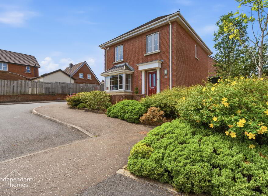 32 Ballyhampton Road, Larne, BT40 2ST