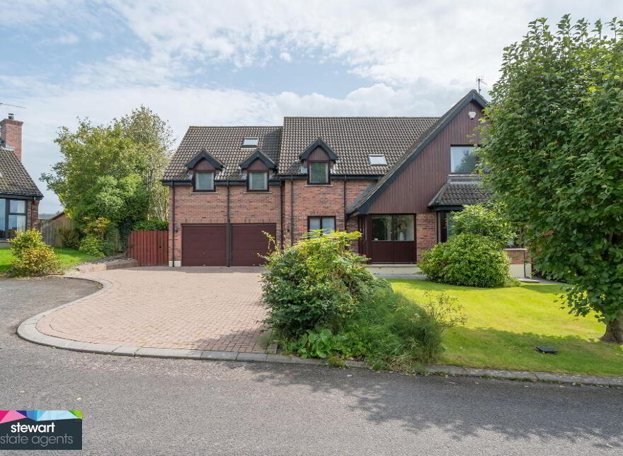 10 Waringfield Drive, Moira, BT67 0FB