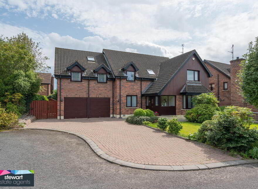 10 Waringfield Drive, Moira, BT67 0FB