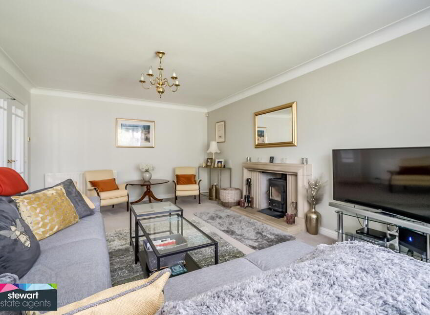 10 Waringfield Drive, Moira, BT67 0FB