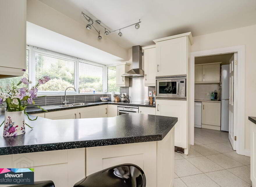 10 Waringfield Drive, Moira, BT67 0FB