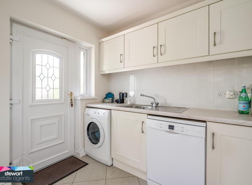 10 Waringfield Drive, Moira, BT67 0FB