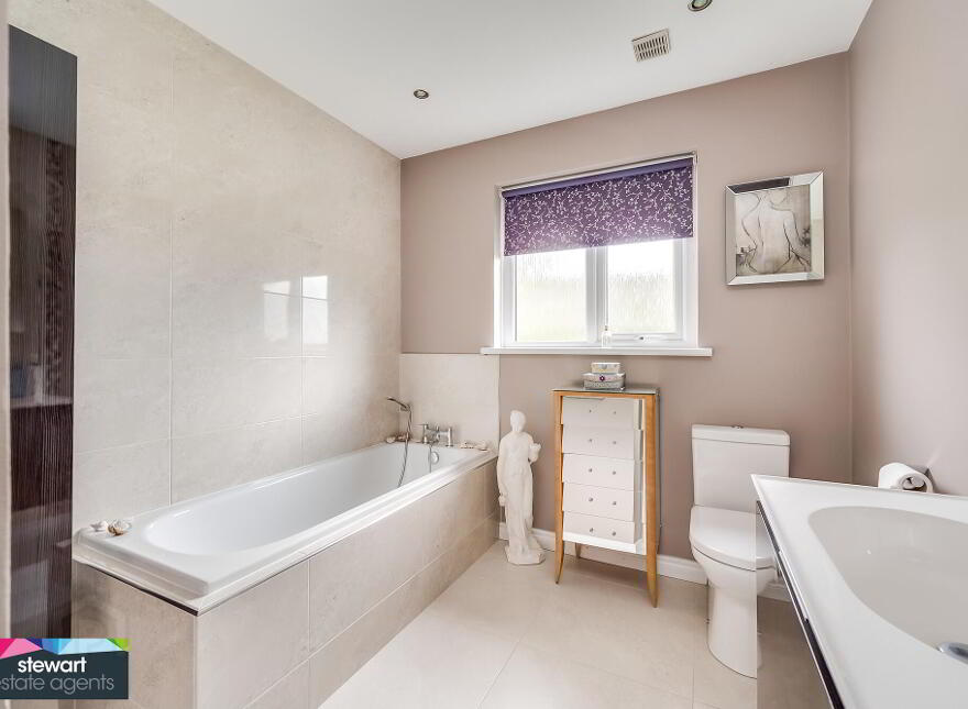 10 Waringfield Drive, Moira, BT67 0FB