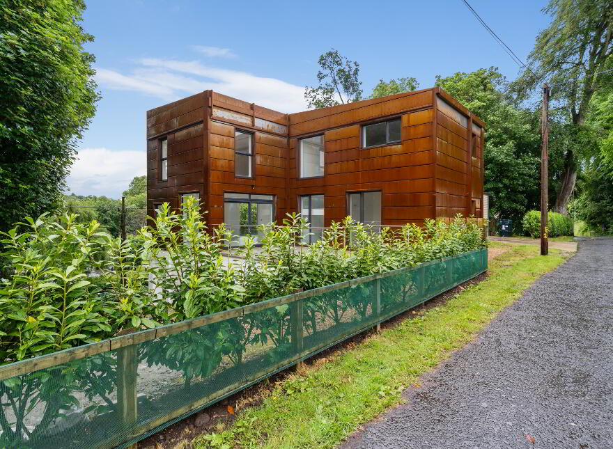 The Qube, 11 Hazelwood Avenue, Derry, BT47 2NX