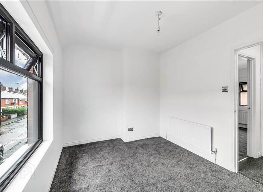 48 Beechmount Crescent, Falls Road, Belfast, BT12 7NJ