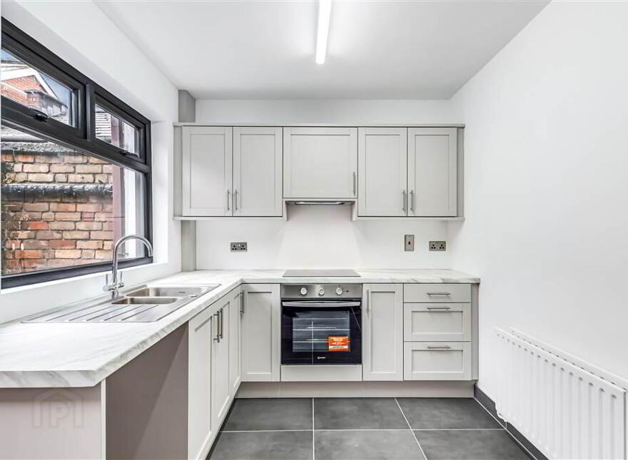 48 Beechmount Crescent, Falls Road, Belfast, BT12 7NJ