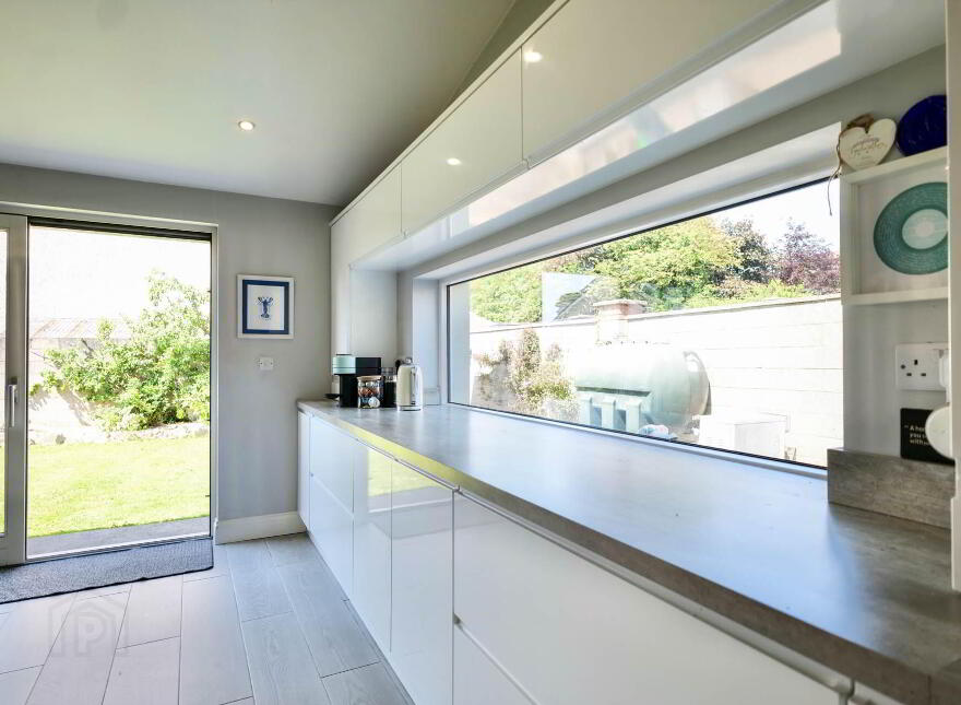 35 Arraview, Newcastle West, V42KF76