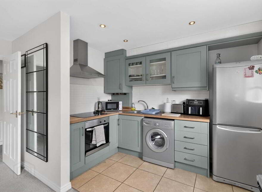 3 Barnfield Manor, Lisburn, BT28 3ZJ