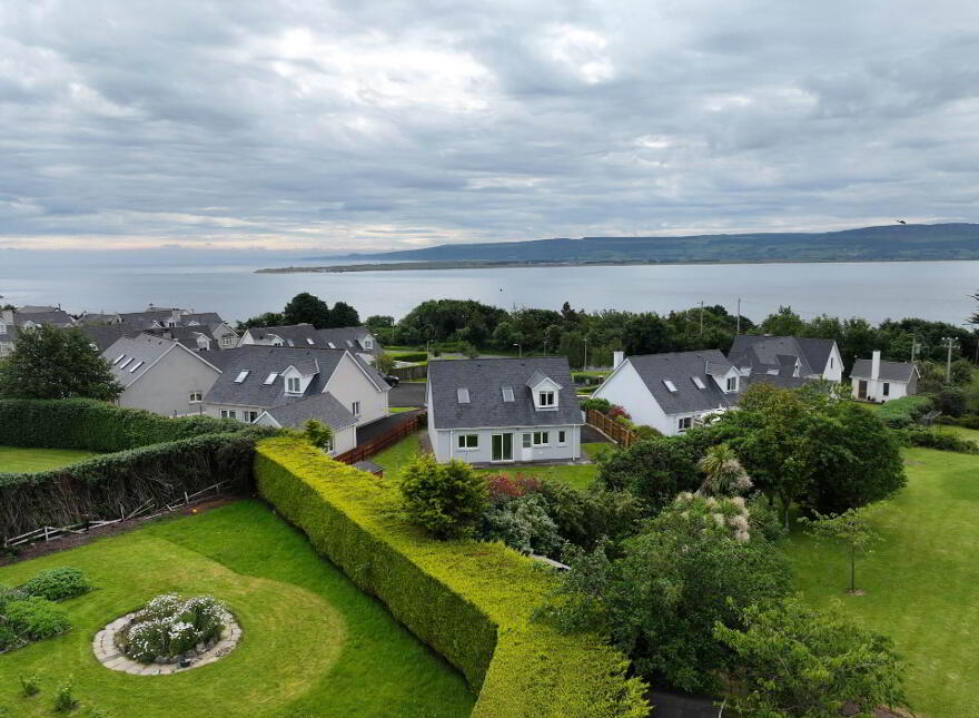 3 Binevenagh View, Moville, F93CK12