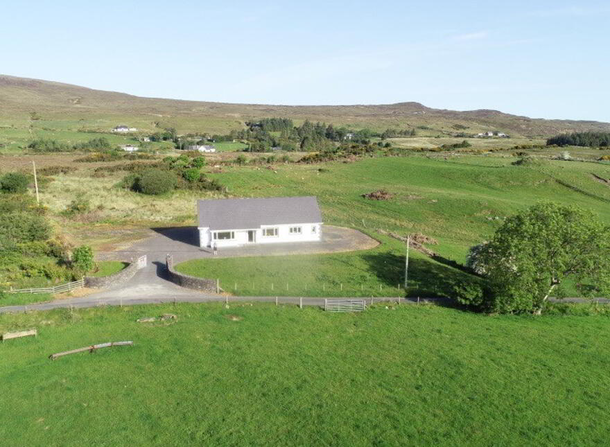 Cherry Cottage, Fanaboy, Gortahork, Letterkenny, F92V2X6