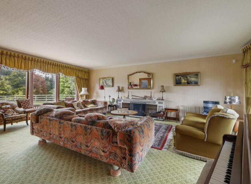 Oakleigh House, 736 Saintfield Road, Carryduff, Belfast, BT8 8AT