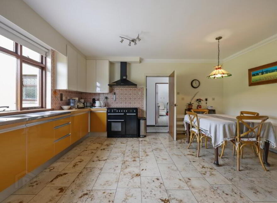 Oakleigh House, 736 Saintfield Road, Carryduff, Belfast, BT8 8AT