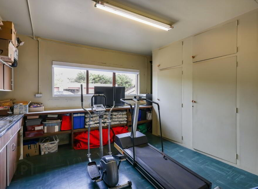 Oakleigh House, 736 Saintfield Road, Carryduff, Belfast, BT8 8AT